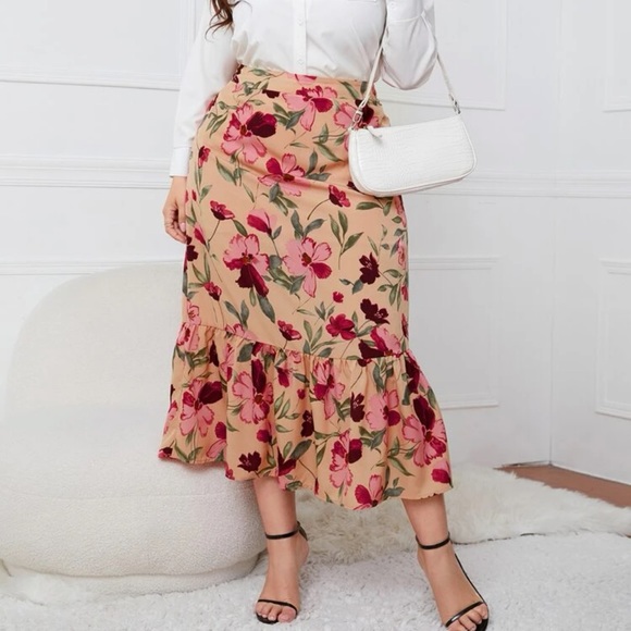 💐 Floral Midi Ruffle Skirt 💐 - Picture 2 of 6